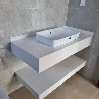 Ưu điểm của đá nhân tạo trong thi công nội thất 2025: 7 Lý do nên chọn ngay cho không gian hiện đại